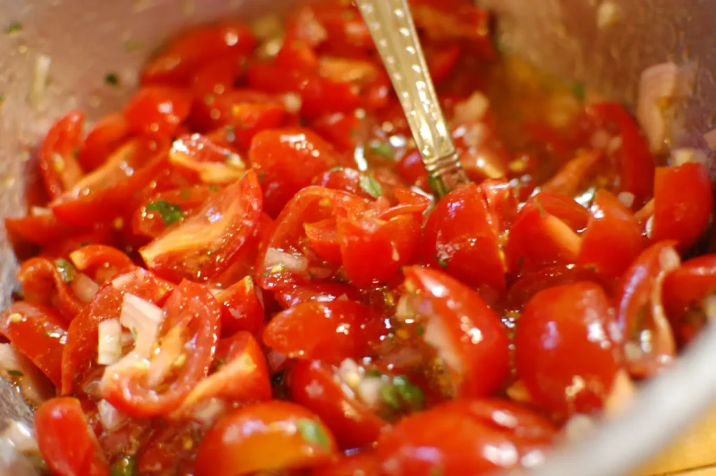 what does macerate mean in cooking?