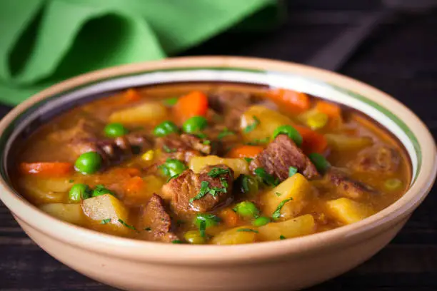 how to dress up dinty moore beef stew