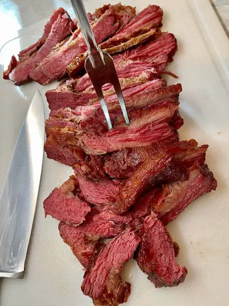 how to cook corned beef for Reuben sandwiches