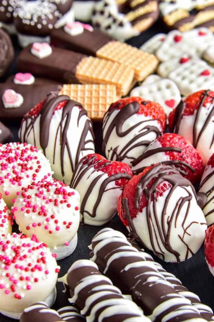 Chocolate Covered Dessert Charcuterie Board – Lemon Tree Dwelling