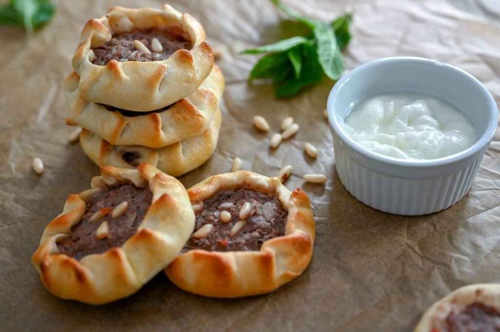 Lahm bi Ajeen - Simply Lebanese