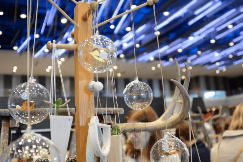 Crafting a Craft Show: Tips for Organizing an Indie Craft Fair - Craft ...