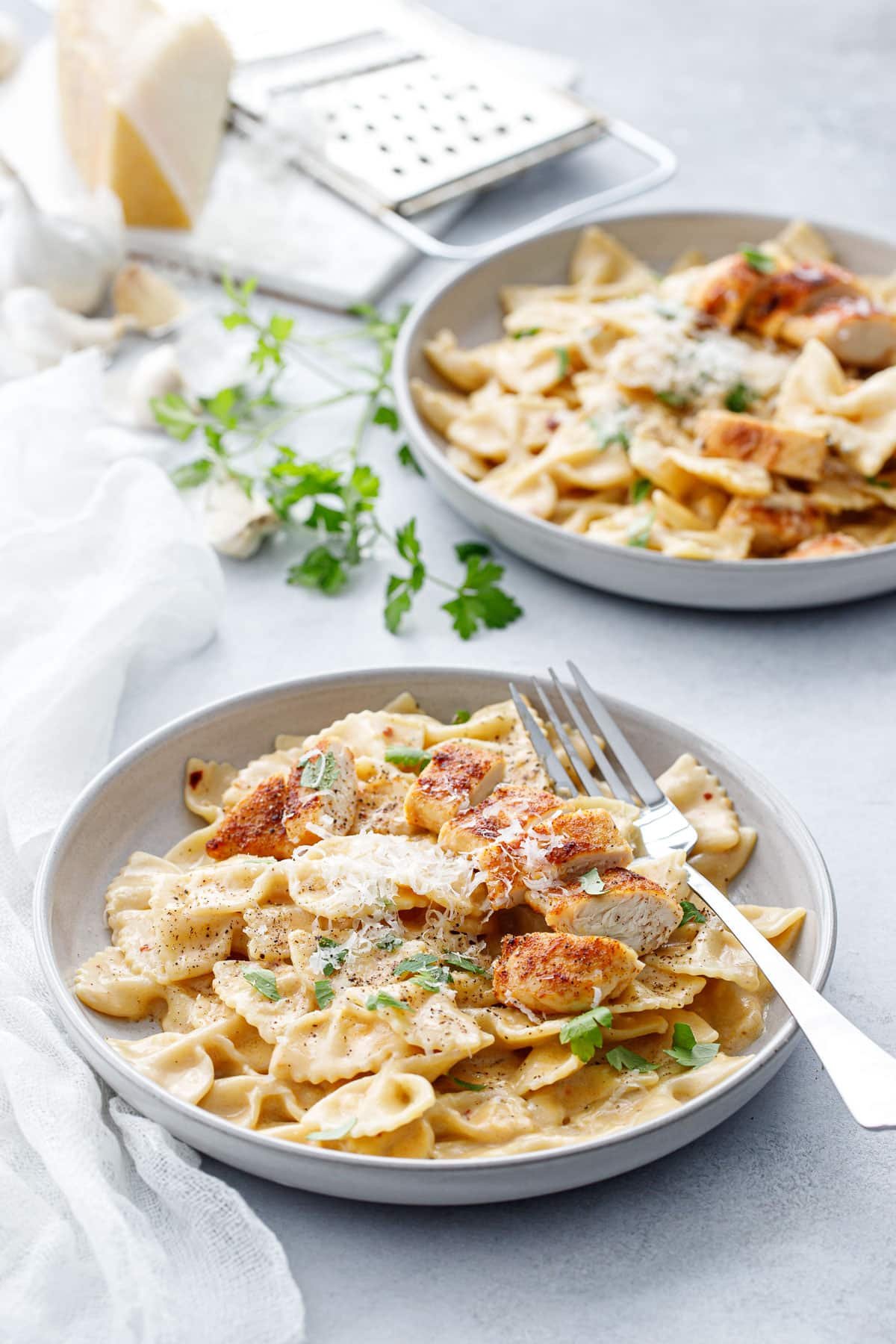 Creamy Garlic Chicken Pasta