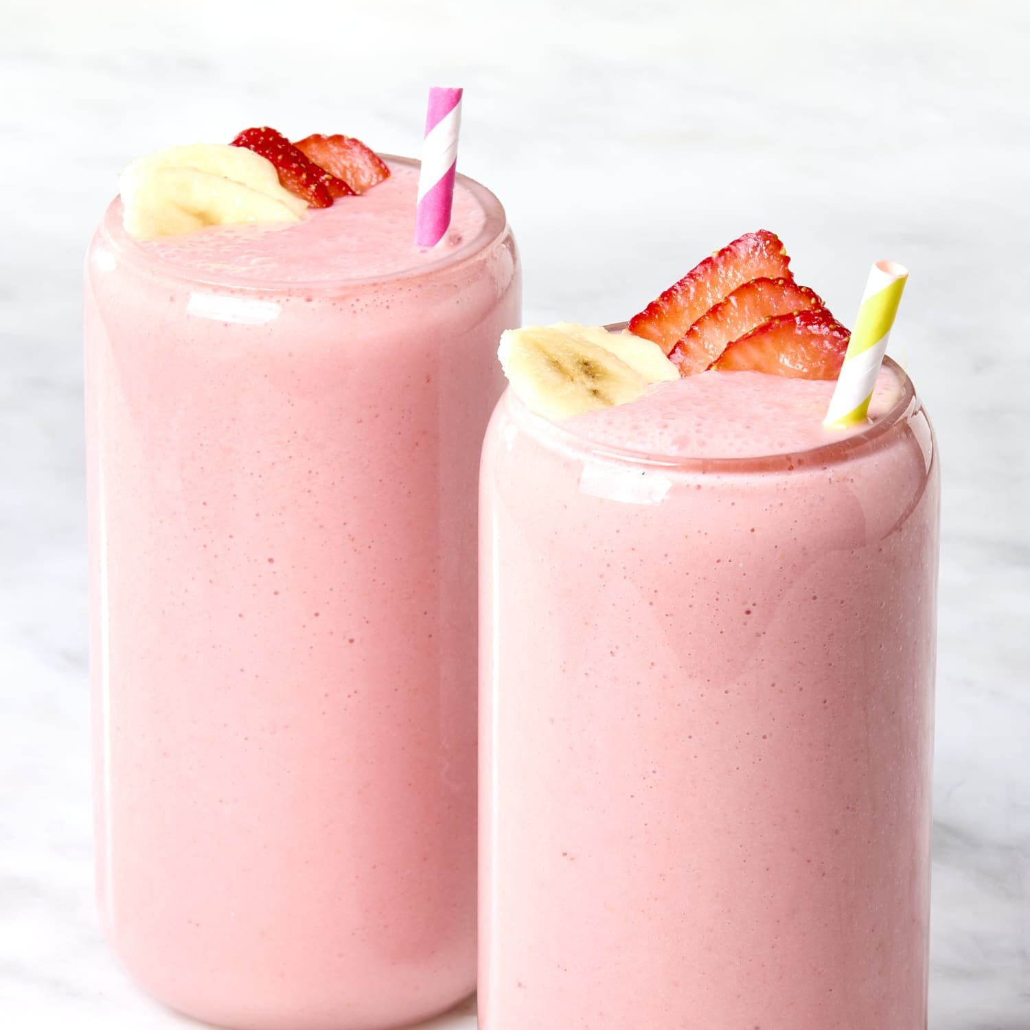 3-Ingredient Strawberry Banana Smoothie