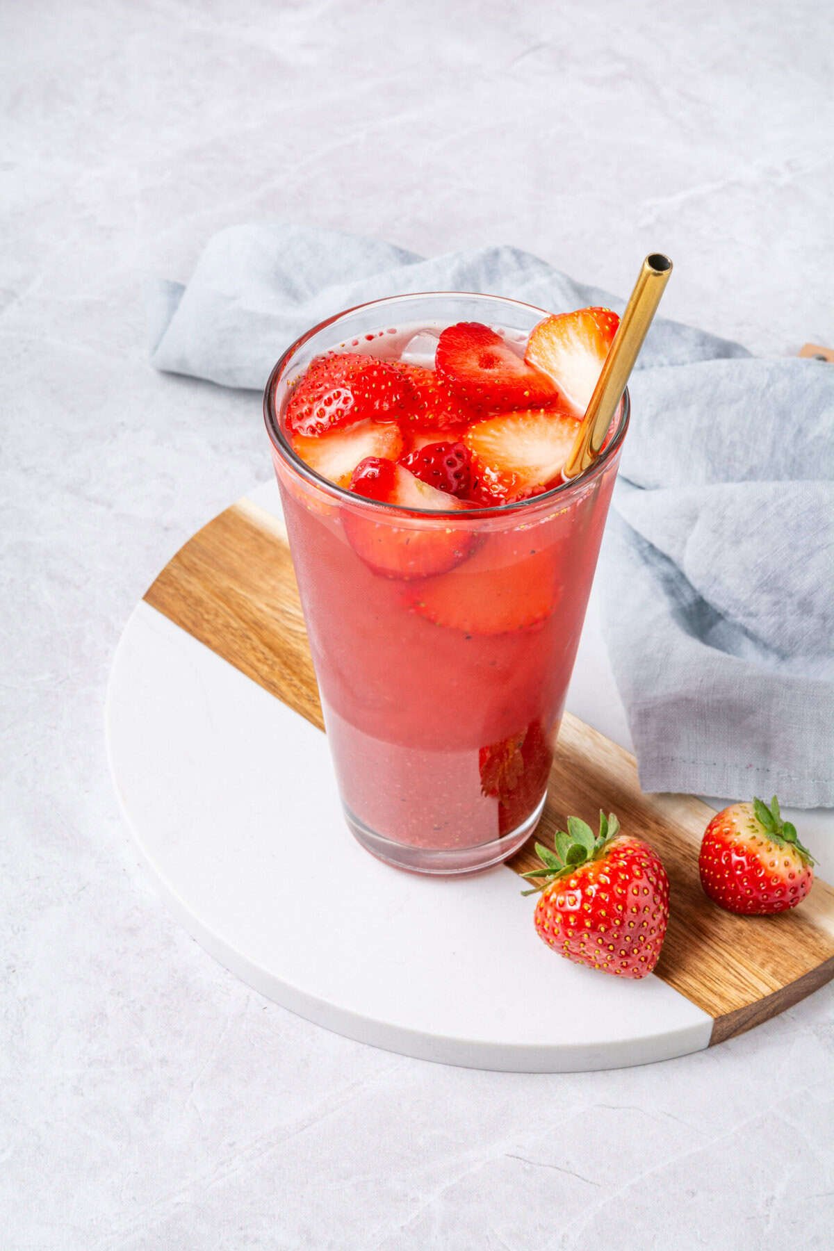 Strawberry Acai Refresher Recipe