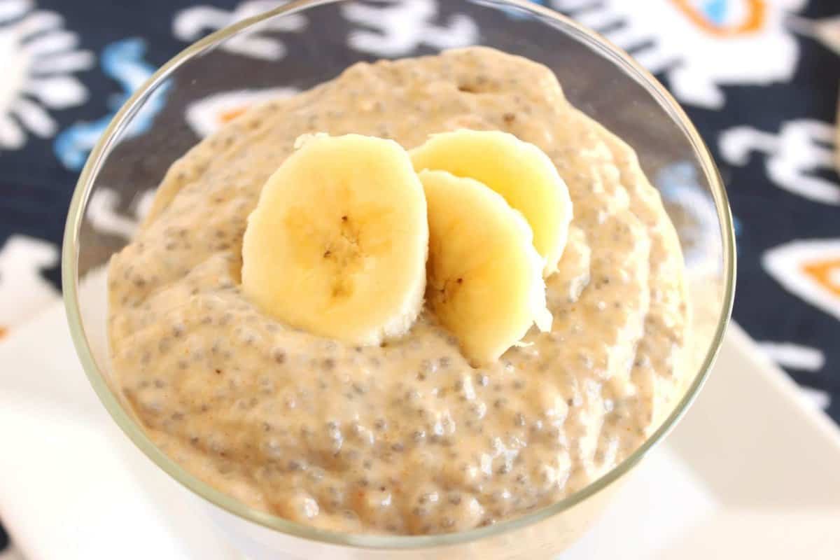 Peanut Butter Banana Chia Seed Pudding - The Suburban Soapbox