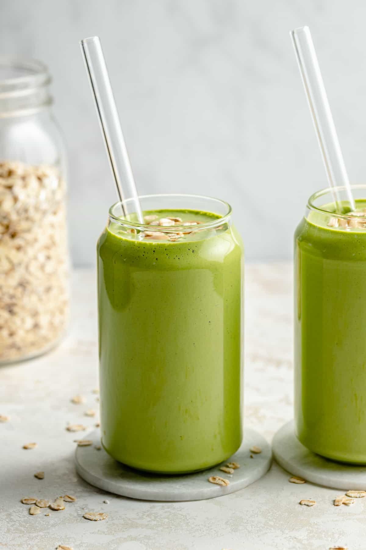 Banana Spinach Smoothie - Eat Love Eat