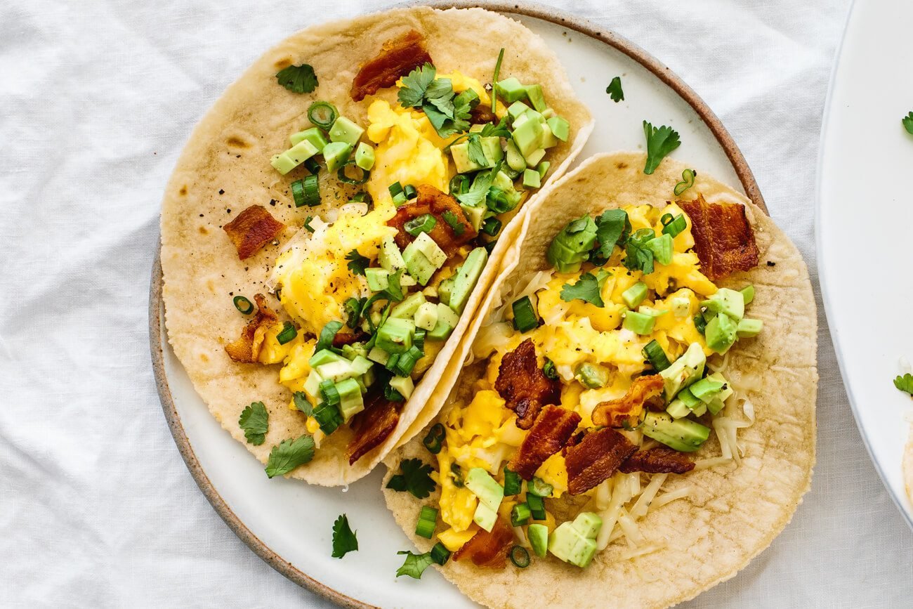 Easy Breakfast Tacos - Downshiftology