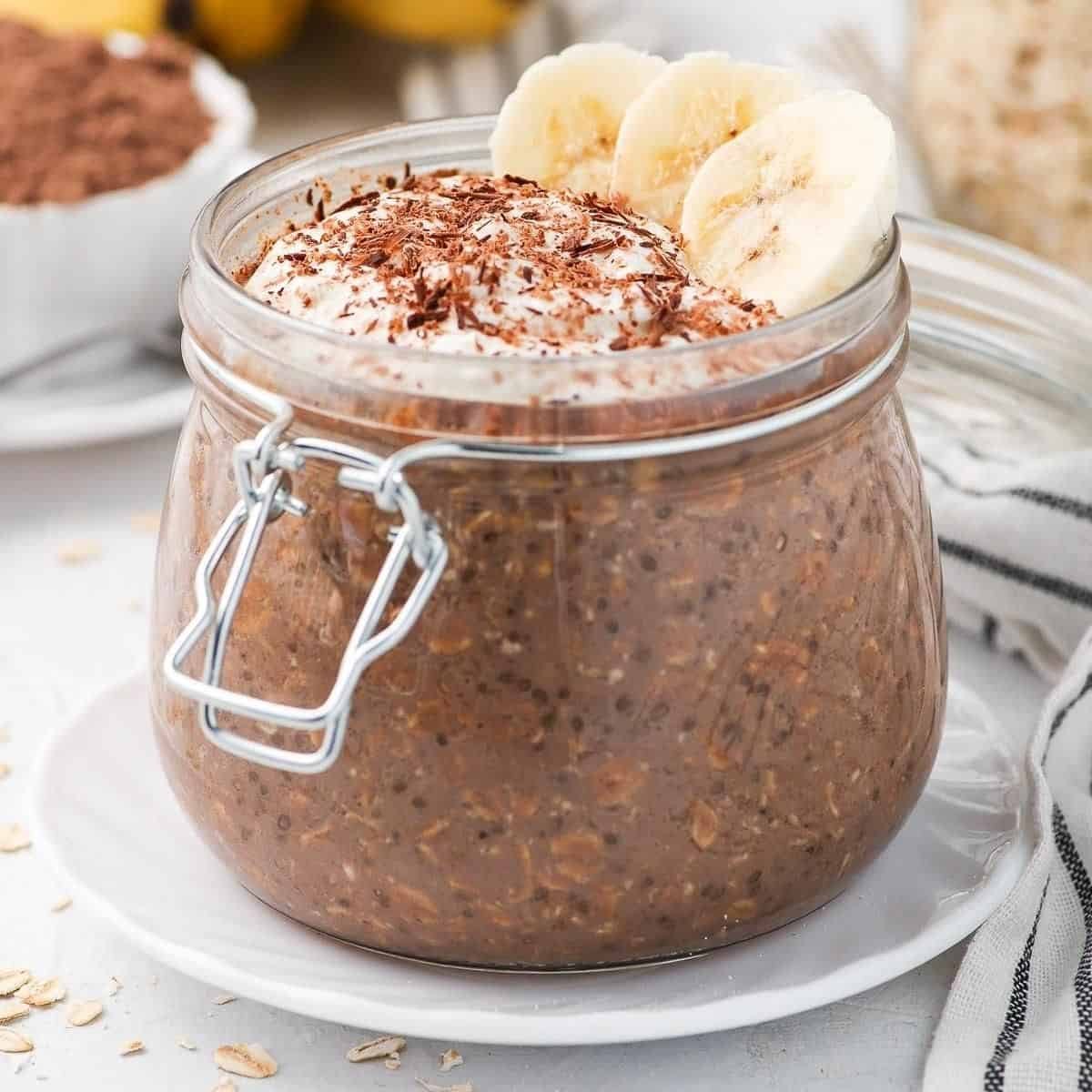 Chocolate Banana Overnight Oats