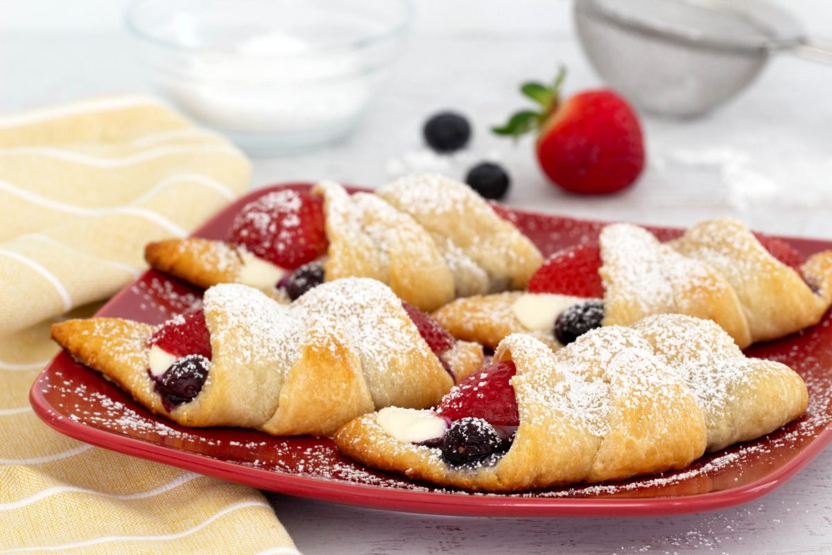Stuffed Cream Cheese Crescent Rolls