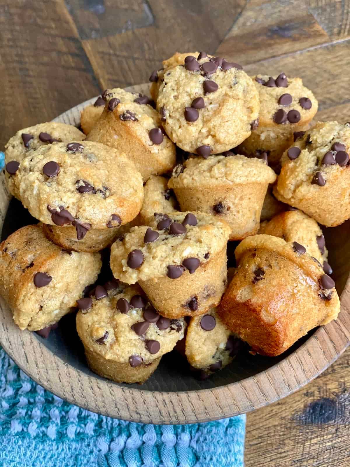 Flourless Mini Chocolate Chip Muffins - Hungry Happens