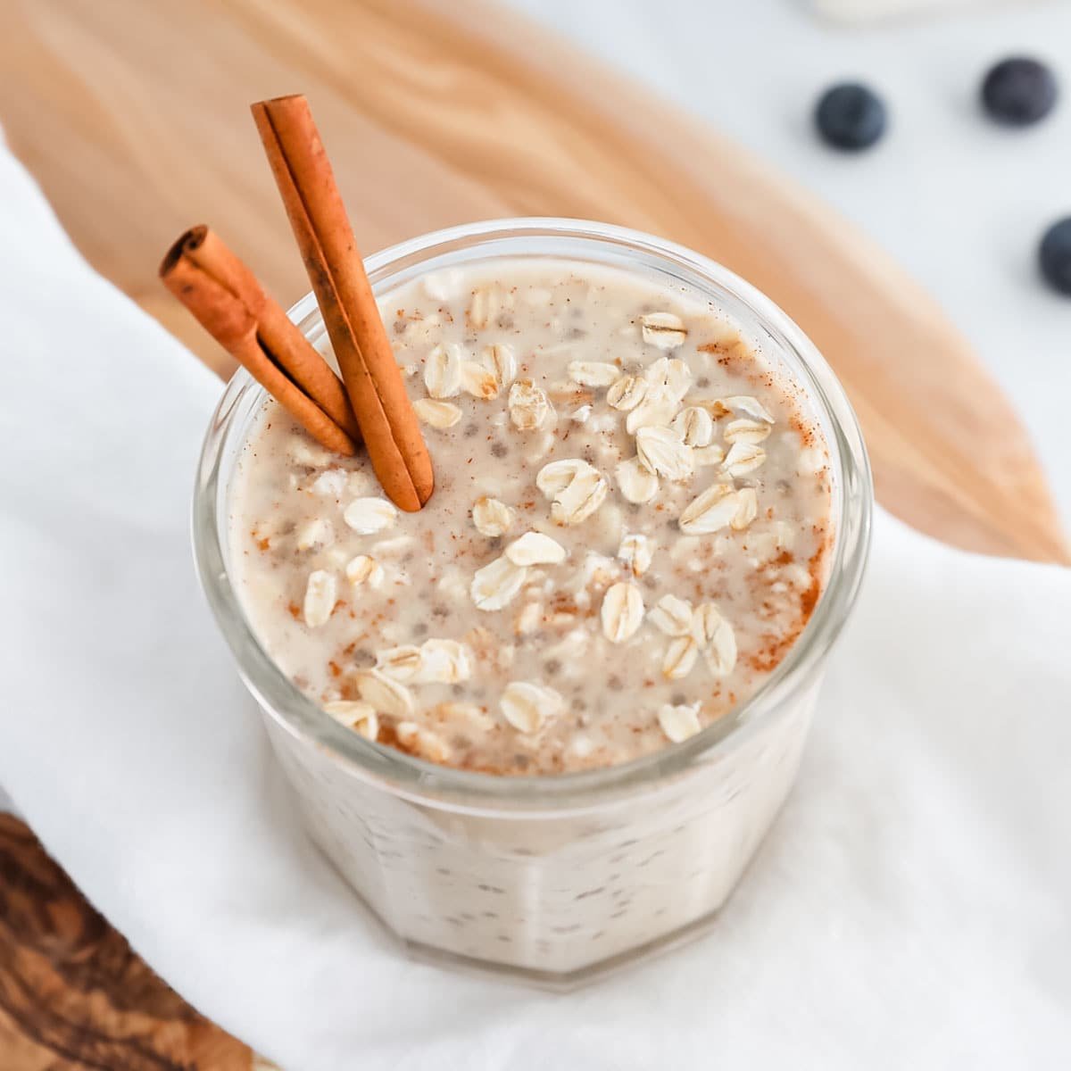 Cinnamon Roll Overnight Oats
