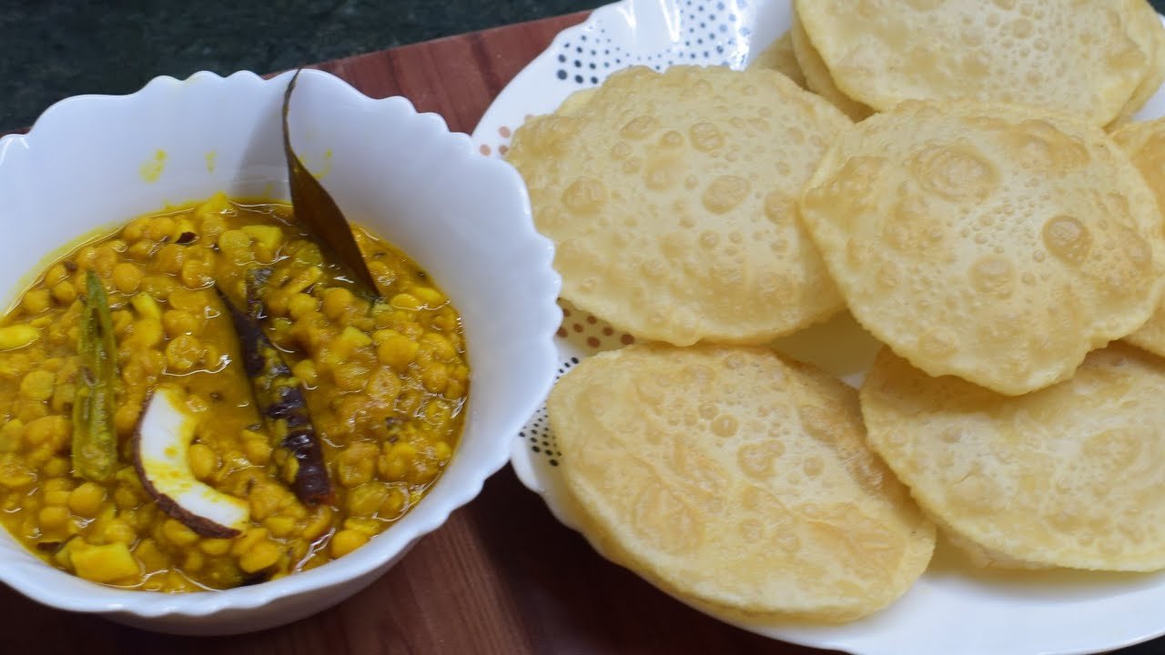 Kolkata Famous Cholar Dal or luchi Recipe | Bengali style Breakfast Recipe | छोला दाल और लुची रेसिपी