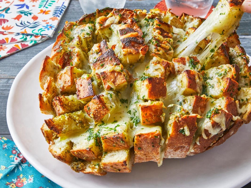 Pull-Apart Cheese Bread