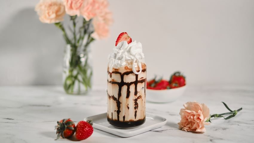 Chocolate Covered Strawberry Latte Recipe | Seattle Coffee Gear