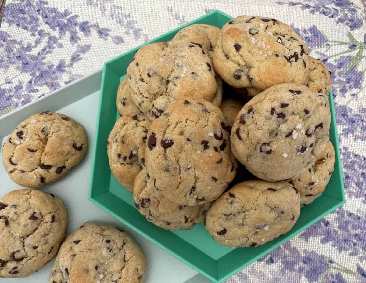 Lavender Chocolate Chip Cookies