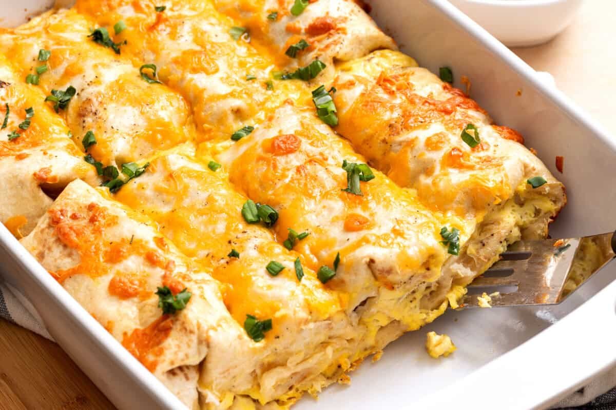 The Easiest Breakfast Burrito Casserole - All Things Mamma