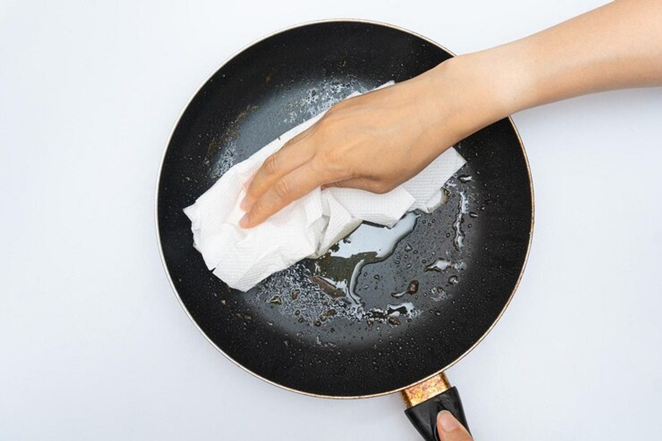 Cleaning Non-stick Pans